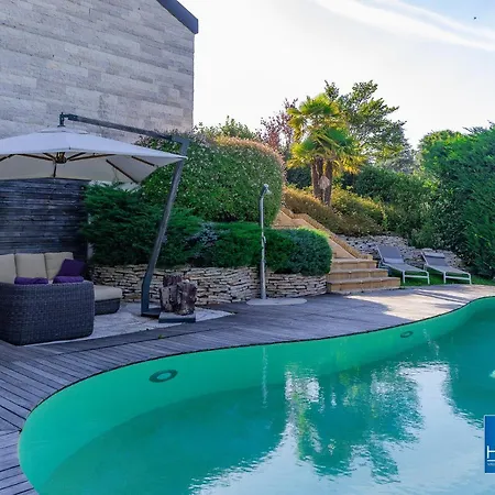 Blissful Havenluxurious With Pool* * * * * Bolonia