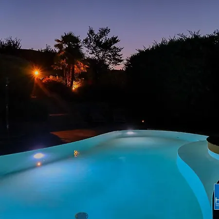 Blissful Havenluxurious With Pool* * * * * Bolonia